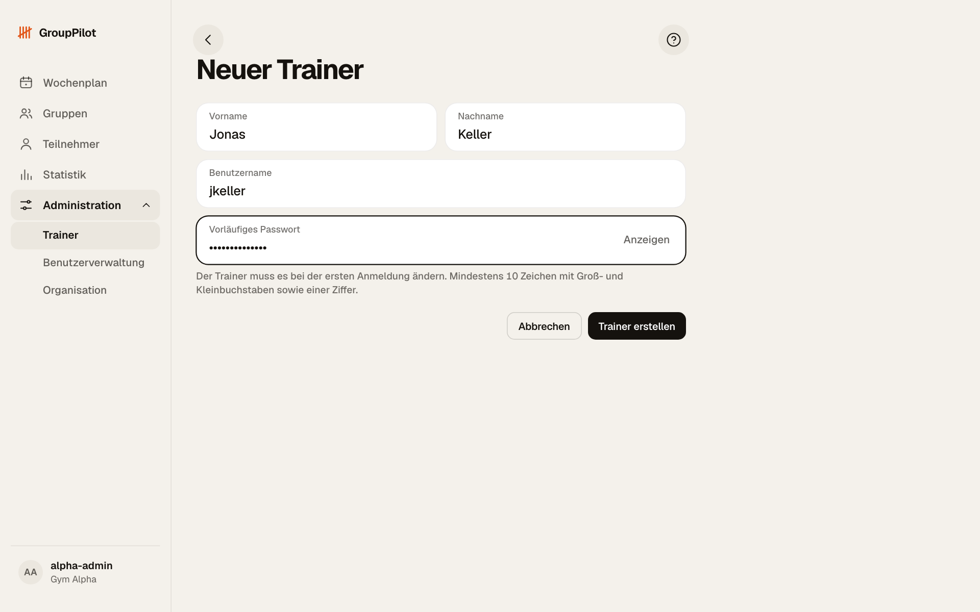 Formular Neuer Trainer mit Vorname, Nachname, Benutzername und vorläufigem Passwort