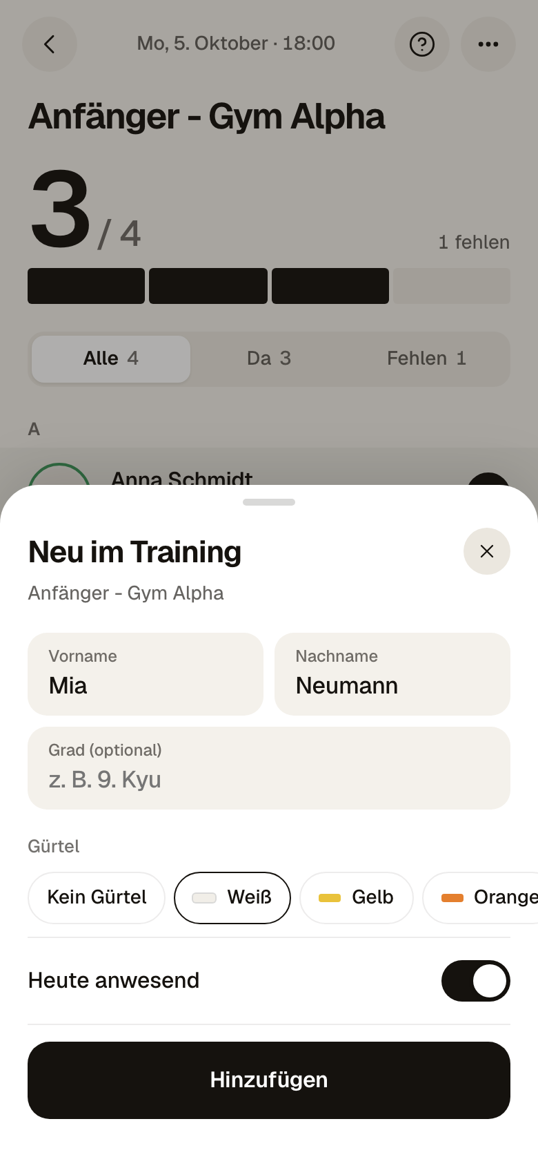 Fenster Neu im Training mit den Feldern Vorname und Nachname, Grad, Gürtelauswahl, dem Schalter Heute anwesend und dem Knopf Hinzufügen